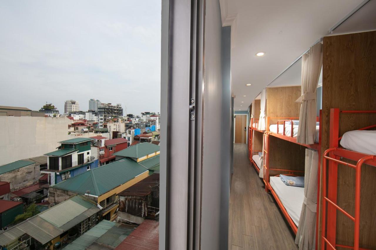 Khách sạn Backpackers Hà Nội Có Quầy Bar Tầng Thượng Hà Nội